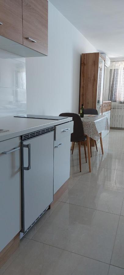 Apartmaji Jurcan Izola Exteriör bild