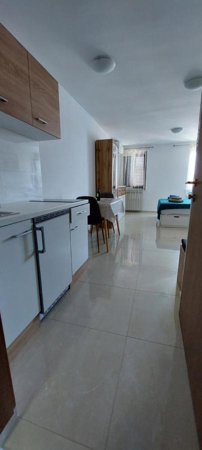 Apartmaji Jurcan Izola Exteriör bild